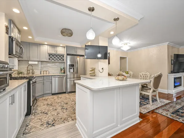 97-37 63rd Road image 8 of 19