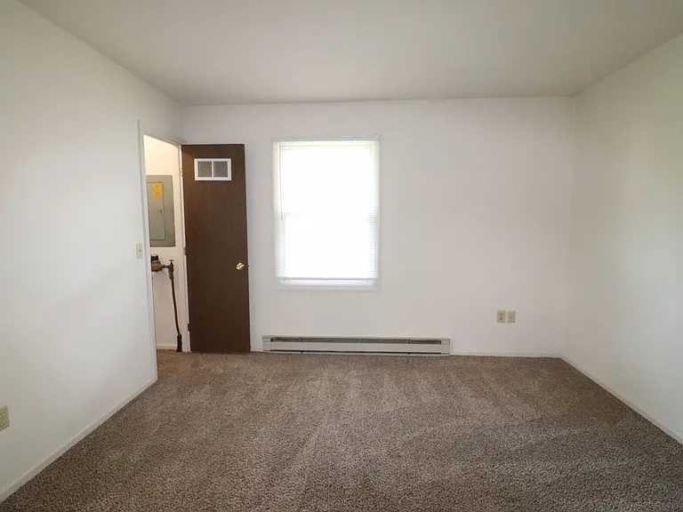 69 Akron Rd — Photo 11
