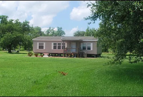 32666 Highway 11 Photo 1
