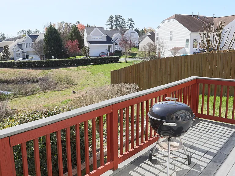 1316 Pebble Creek Xing — Photo 45