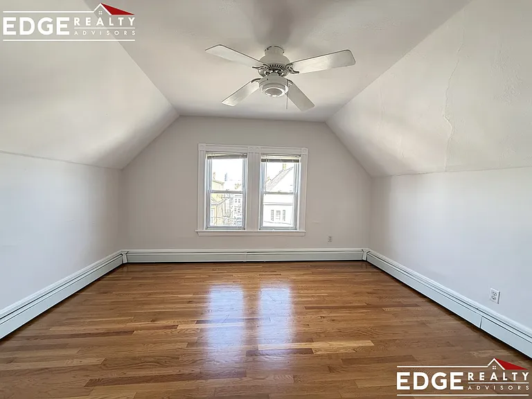 49 Gardena St #2A — Photo 12