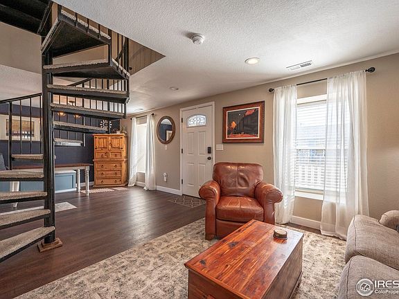 2nd image of 315 Maestes St
