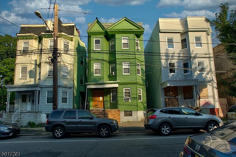 1st image of 122-124 S 12th St