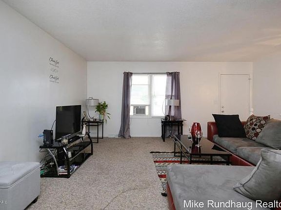 2nd image of 710 56th St SE