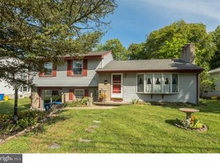 824 Chestnut Ave, Laurel Springs, NJ 08021