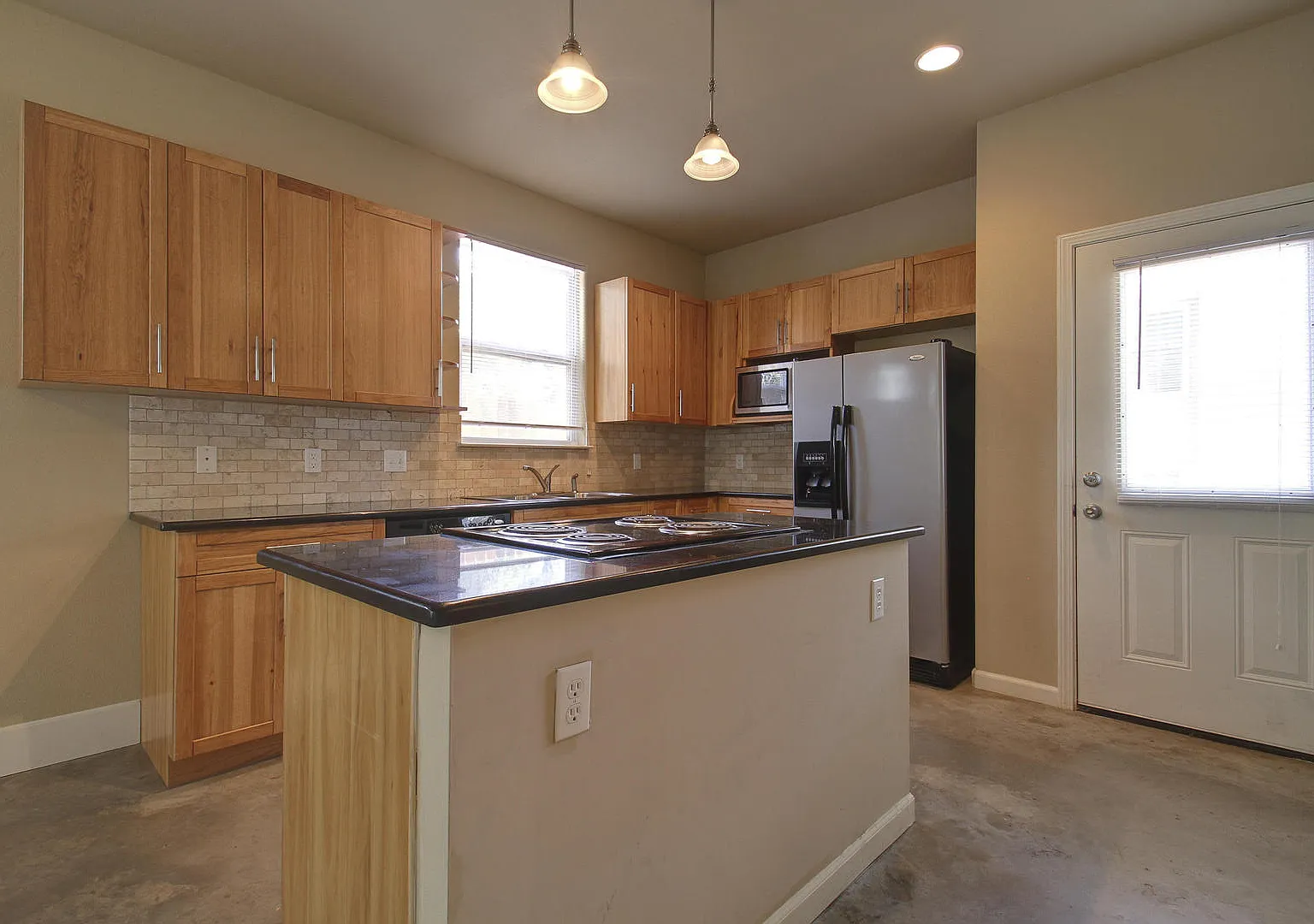 811 W. 30th Street — Photo 2