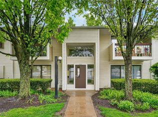 2930 N Bay Dr APT L7, Westlake, OH 44145