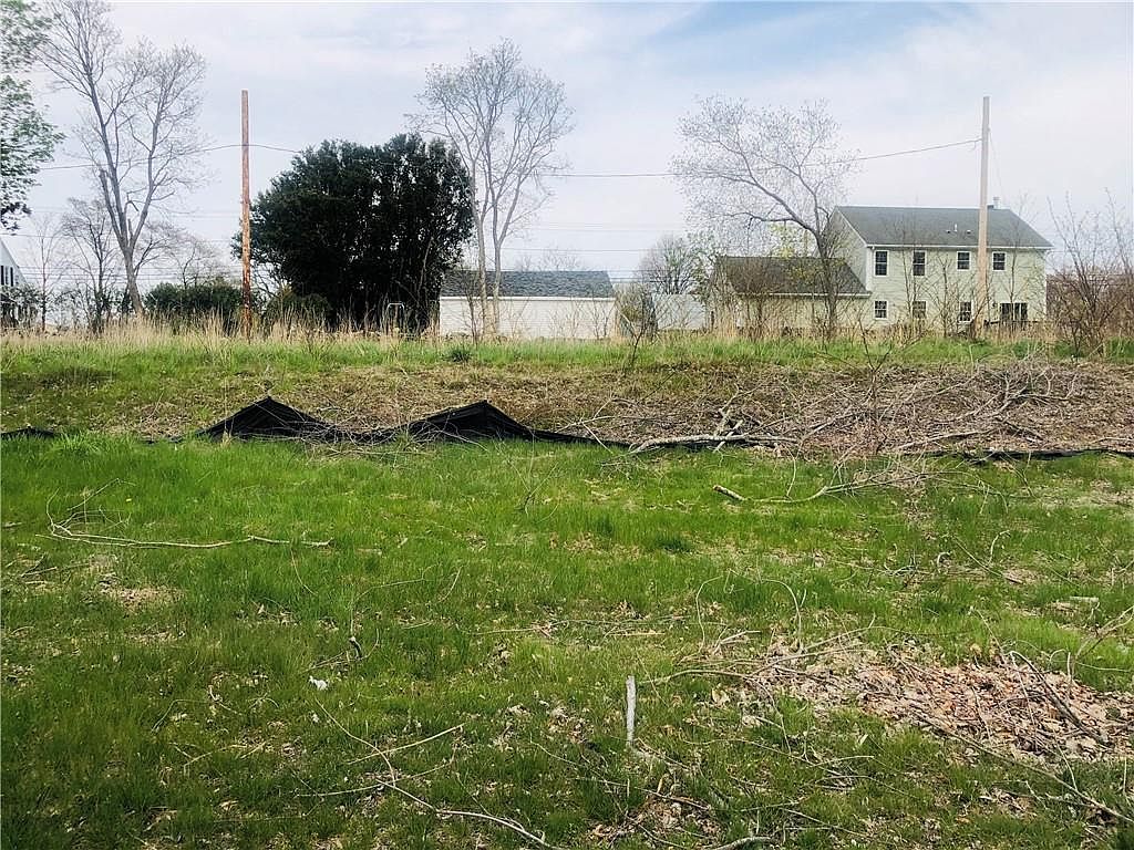 3 Asylum Rd, Warren, RI 02885 Zillow