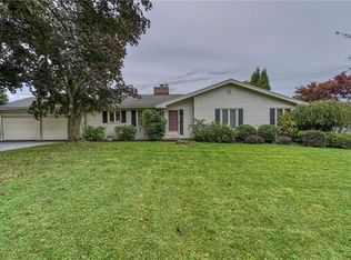 35 Panorama Trl, Rochester, NY 14625