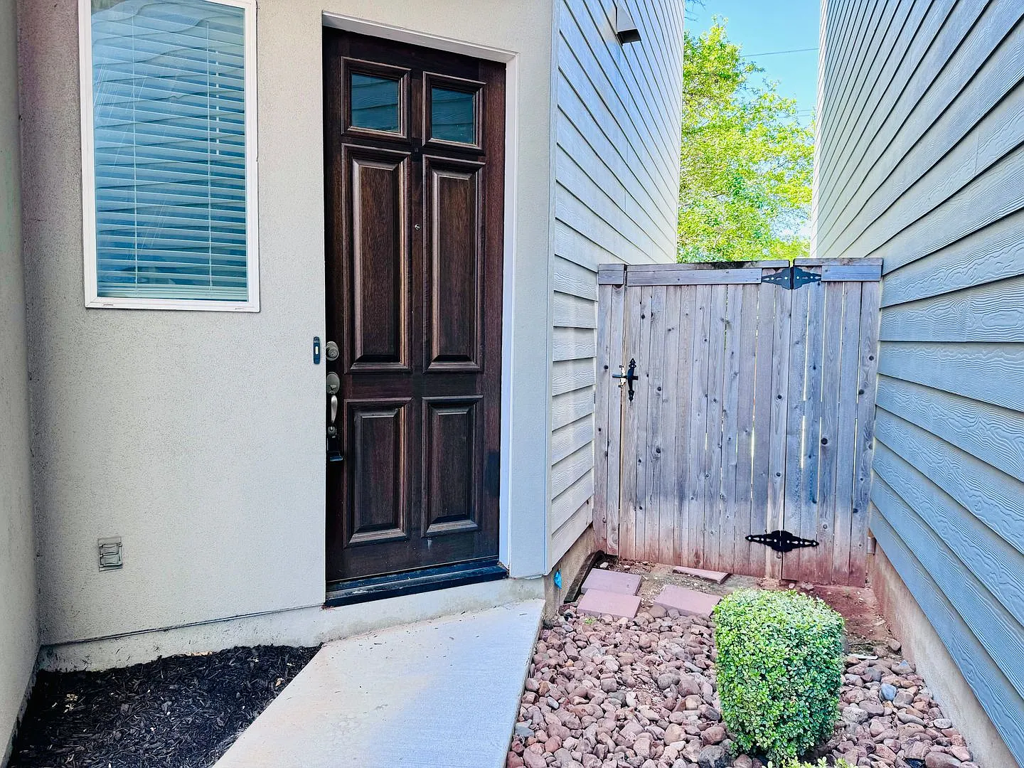 Stunning 3-Story Home in Gated Community Near the Medical Center! — Photo 3