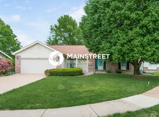 920 Justice Ct, Florissant, MO 63034