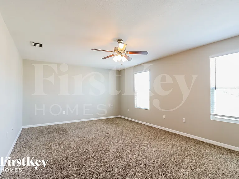 3816 Crystal Dew St — Photo 6