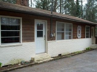 2911 E Pkwy, Sevierville, TN 37876