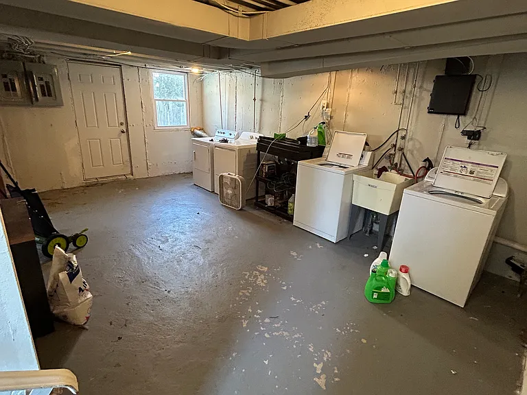 3601 Biscayne Pl #1 — Photo 9