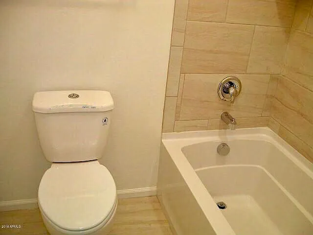 1726 W Lacewood Pl — Photo 8