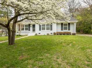 6701 Woodstream Dr, Charlotte, NC 28210