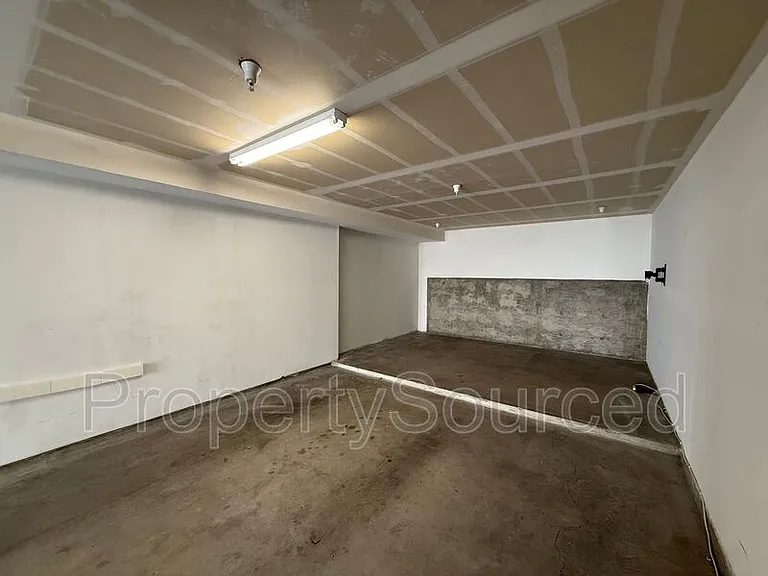 170 N North St #104 — Photo 36