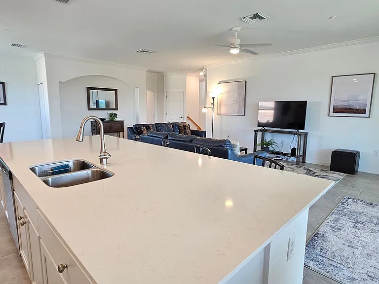 10825 Tarflower Dr #202 — Photo 16