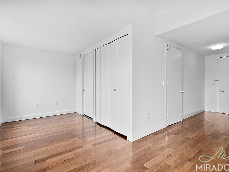 290 3rd Ave #19E — Photo 7