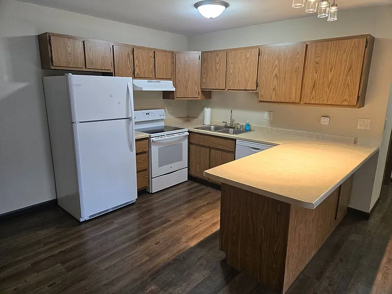 2521 Honey Lou Ct — Photo 2