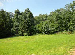 462 Kingin Hill Rd, Dunbar, PA 15431