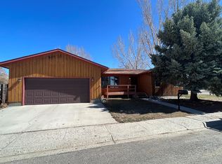 1801 Cardinal St, Worland, WY 82401