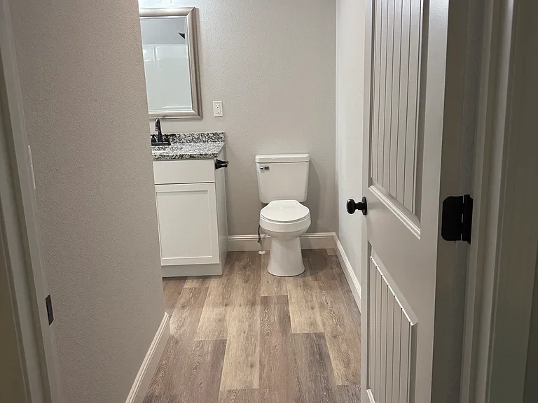 406 N Elliott St — Photo 6