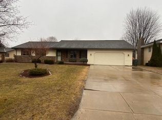 650 Pleasant Way, Seymour, WI 54165