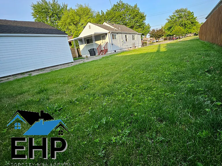 17535 Prospect St — Photo 23