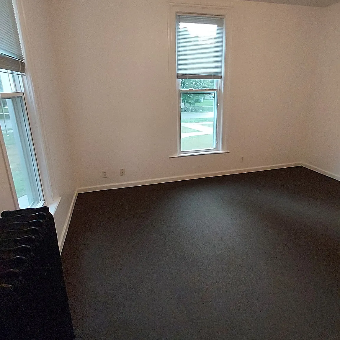 1 bed, 800 sqft, $1,050 — Photo 2