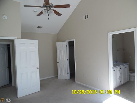 4th image of 516 Acorn Ln