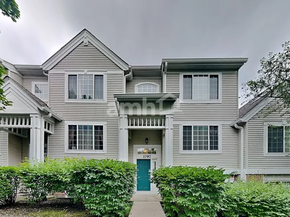 1797 Concord Dr, Aurora, IL 60139