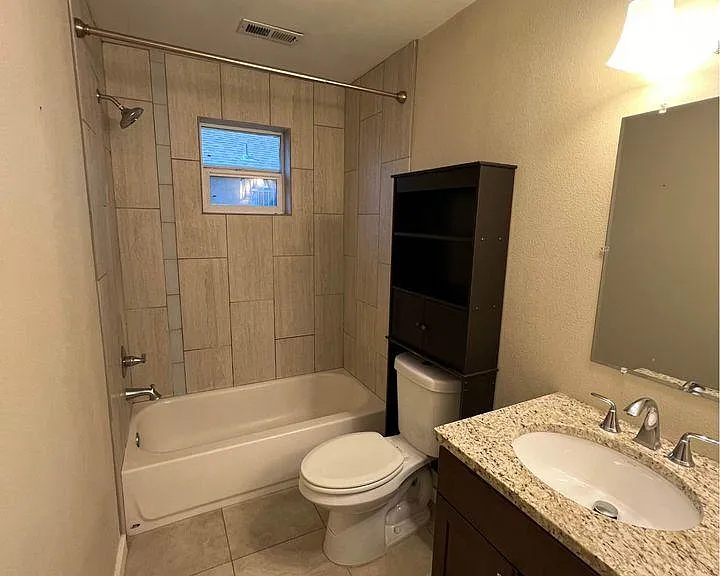 3124 W Gill Pl — Photo 5