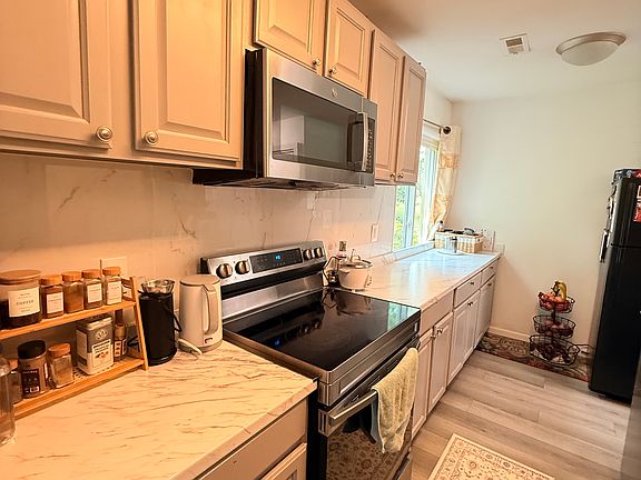 2nd image of 743 Cordell Way