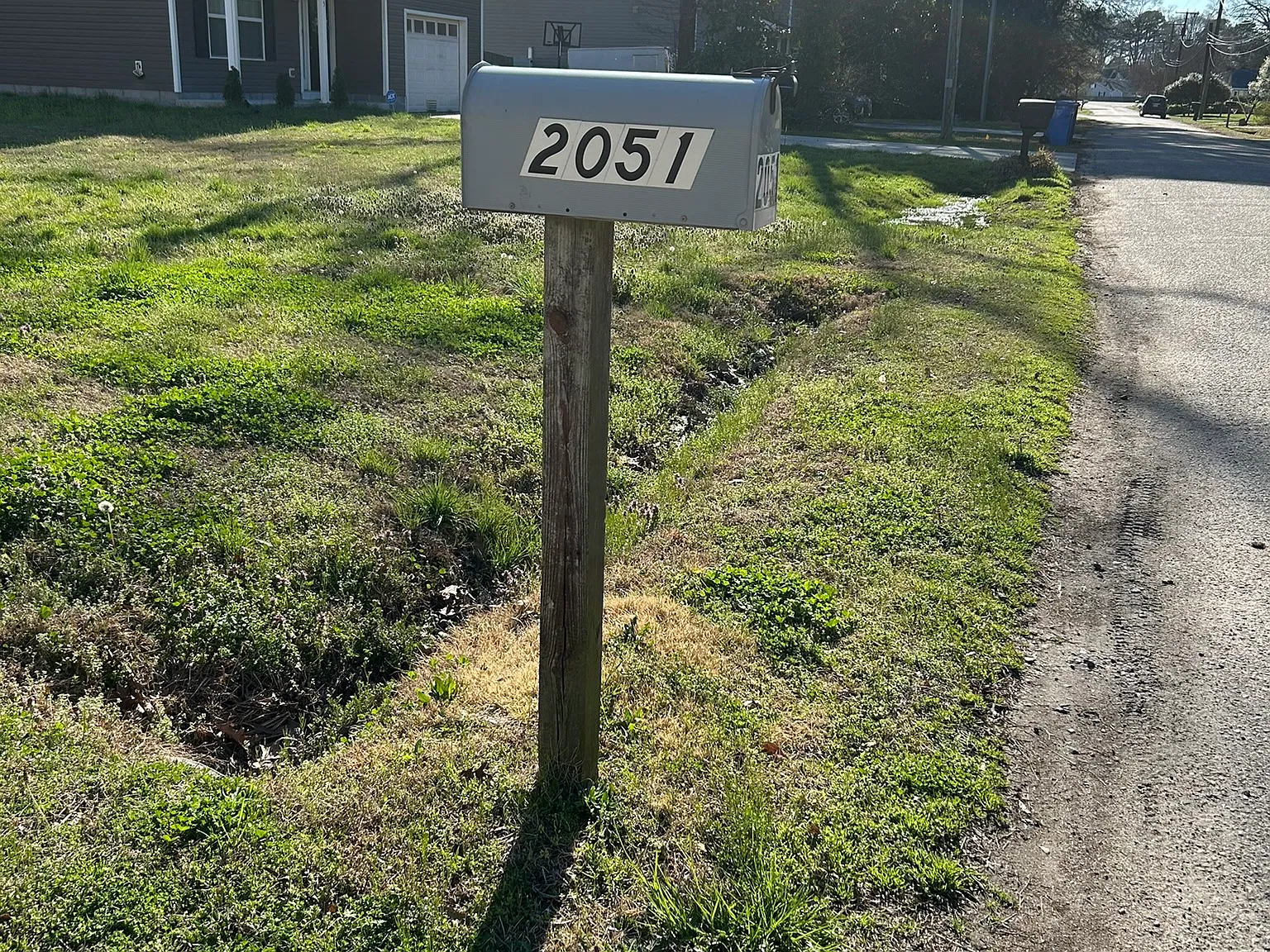 4 bed, 2050 sqft, $2,995 — Photo 2