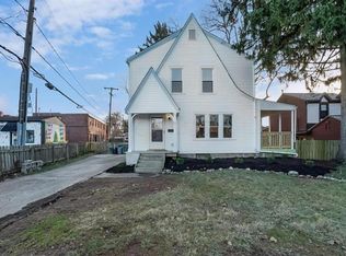 25 W Dunedin Rd, Columbus, OH 43214