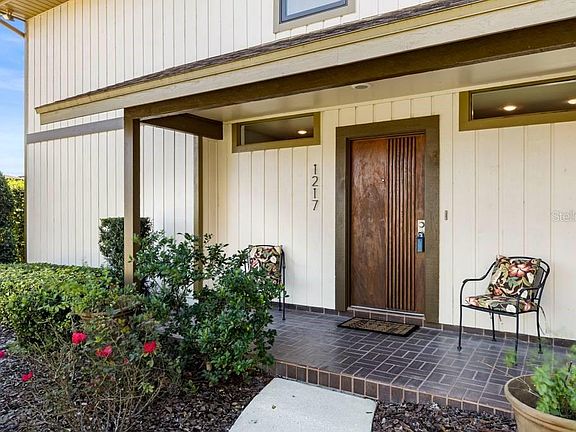 3rd image of 1217 Brighton Way