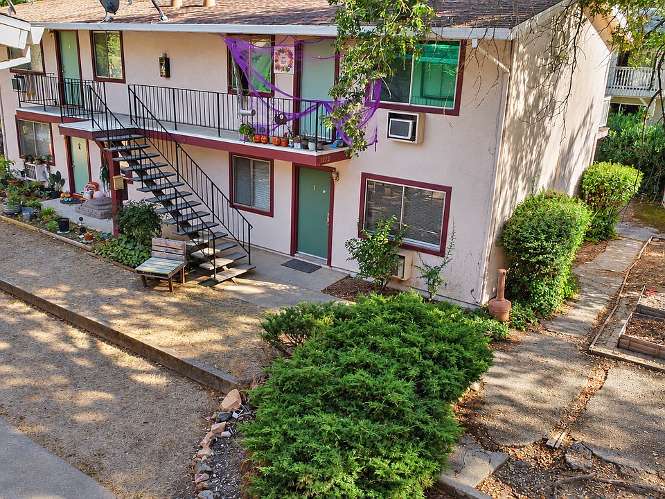 2nd image of 3233 Francis Ave APT 4