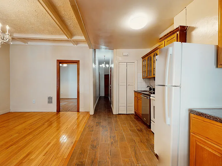 479 Irving Ave #1 — Photo 12
