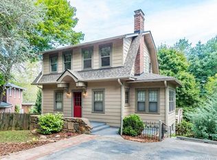 30 Aurora Dr, Asheville, NC 28805