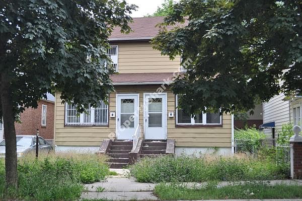 1st image of 181-10 141 Ave