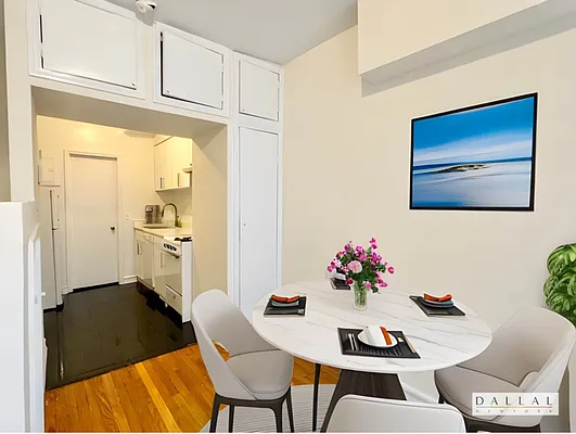 Rented by DALLAL | media 2