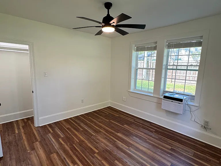3645-3647 Gladiola St #7 — Photo 14