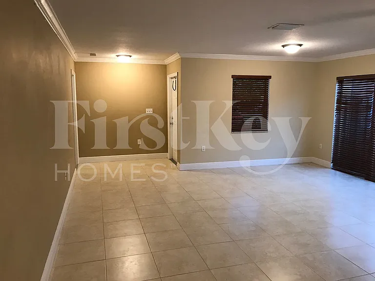 12827 SW 256th Ter — Photo 4