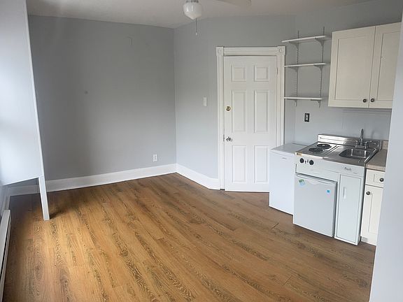 4th image of 618 E Lincoln Hwy APT 4