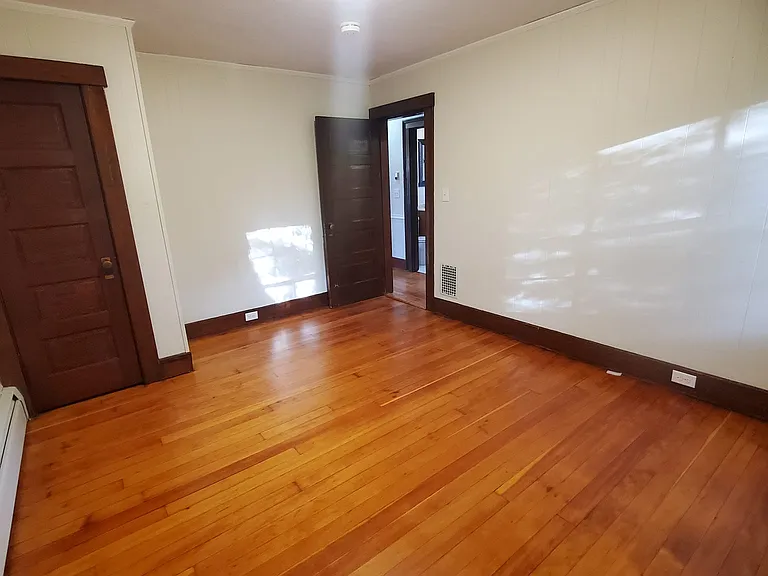 8 Woodland St #8 — Photo 17