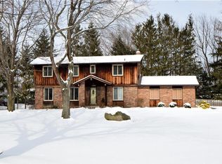 1180 Severn Ridge Rd, Webster, NY 14580