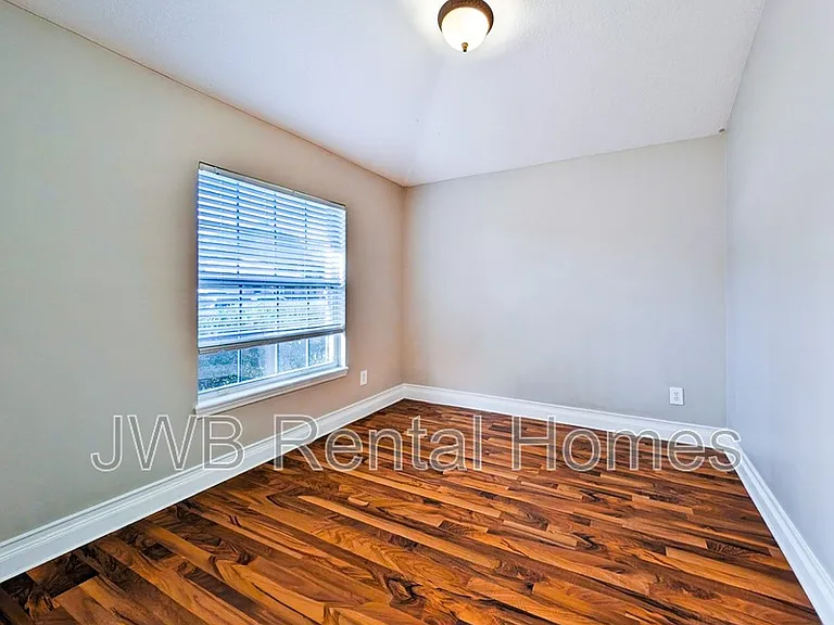 12363 Sweetfern Ln — Photo 6