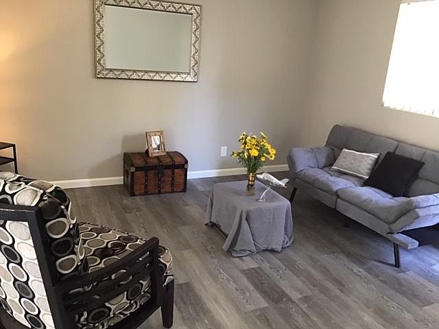 1st image of 4423 52nd St #5