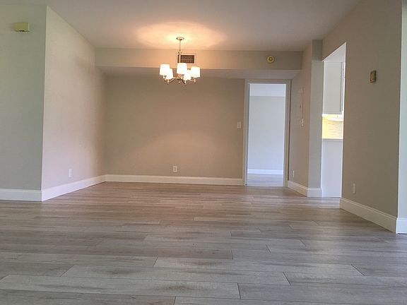 5th image of 11903 Glenmore Dr #81
